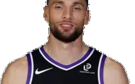 Zach LaVine Nets 19 Points in Defeat Against Toronto