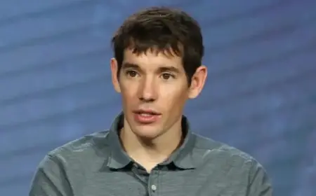 Netflix Delays Alex Honnold’s ‘Skyscraper Live’ Climb Over Weather Concerns