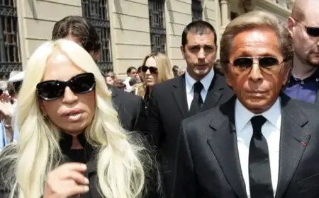 Donatella Versace Stuns in Bold Attire at Valentino Garavani’s Funeral