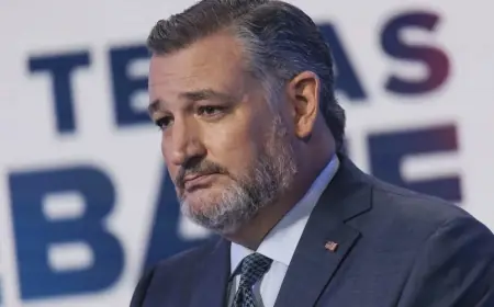 Ted Cruz’s Laguna Beach trip revives an old Texas anxiety: where leaders are when the weather turns dangerous