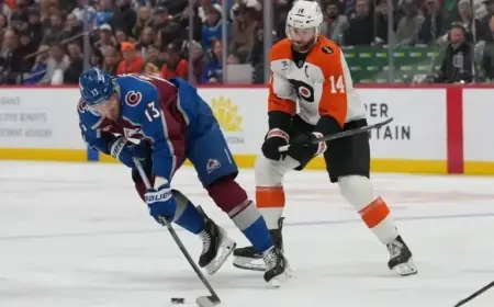 Owen Tippett Leads Flyers’ Electrifying 7-3 Upset Over Avalanche
