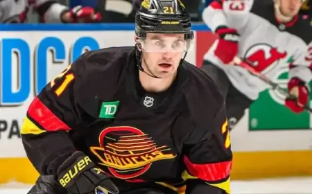 Glass Scores Twice as Devils Edge Canucks 5-4 in Vancouver Thriller