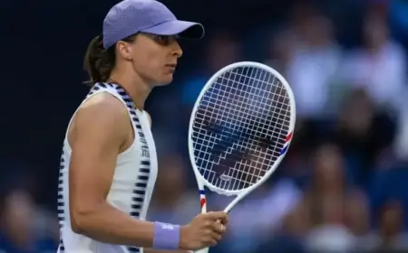 Iga Swiatek vs. Anna Kalinskaya: 2026 Australian Open Round of 32 Predictions