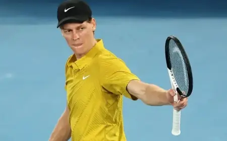 Australian Open: Sinner Advances to Round of 16 Despite Cramps