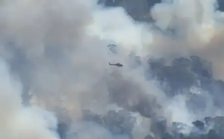 Rural Victoria Bushfire Forces Residents to Seek Emergency Shelter