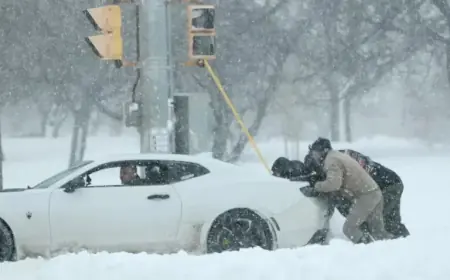 Huge Winter Storm Slams Upstate NY: Timing, Impact, and Snowfall Details