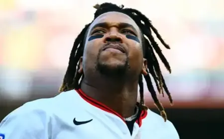 Rumor: Jose Ramirez Allegedly Re-Signs with Guardians