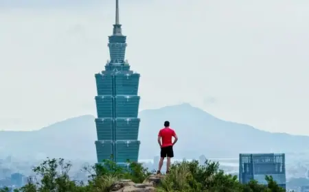 “Weather Delays ‘Skyscraper Live’; Alex Honnold’s Climb Rescheduled on Netflix”