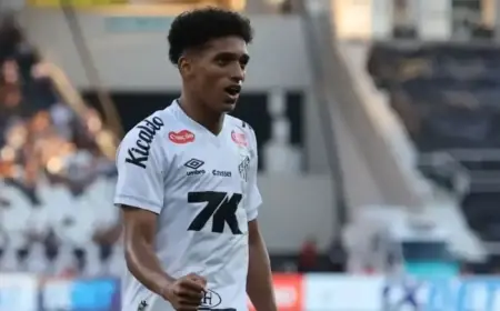 Spurs Secure Full-Back Souza, Celebrating an Incredible Signing Experience