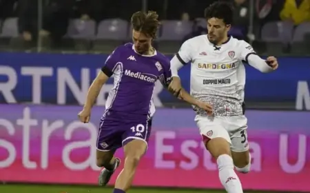 Fiorentina Trails Cagliari 0-1 at Half: Kilicsoy Scores, Gudmundsson Threatens