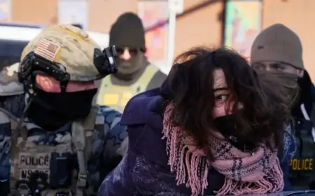 Federal Agents Shoot, Kill Second Person in Minneapolis Immigration Raid