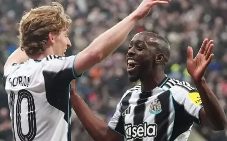 Newcastle Dominates PSV 3-0 to Enter Champions League’s Top Eight