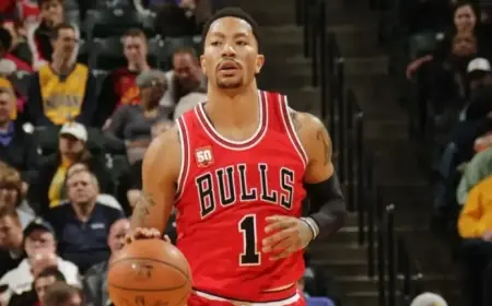 Michael Jordan Delivers Inspiring Message to Derrick Rose Before Bulls Jersey Ceremony