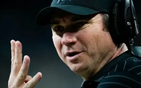 Jonathan Smith Emerges as Dark-Horse Candidate for Big Ten OC Role