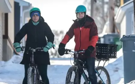 Minnesotans Courageously Challenge ICE Amid Violence Risks