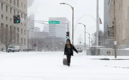 East Coast, Mid-Atlantic Brace for Impact of Historic Winter Storm