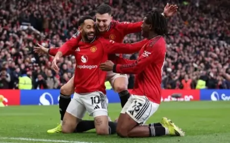 Michael Carrick: Man United’s Strong Foundation Faces Arsenal Challenge