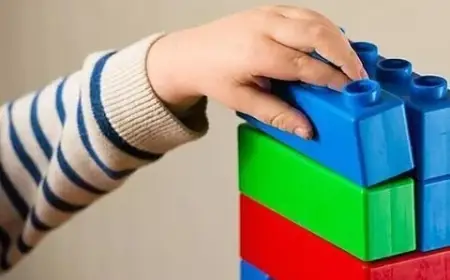 Taoiseach Pledges to Cut Childcare Costs to €200