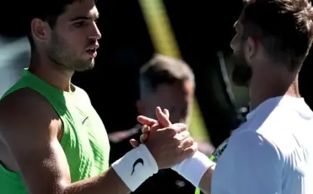 Alcaraz Triumphs in Intense Drop-Shot Duel with Moutet