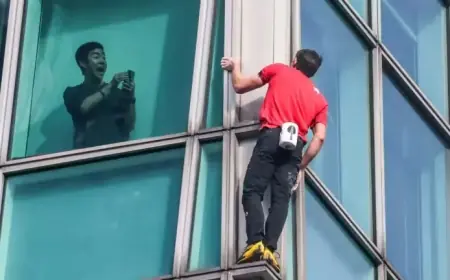 Climber Alex Honnold Conquers Taiwan’s Tallest Skyscraper