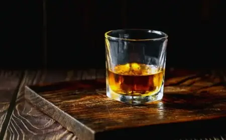 Top 5 Single-Malt Whiskies to Toast Scotland’s Burns Night Celebration