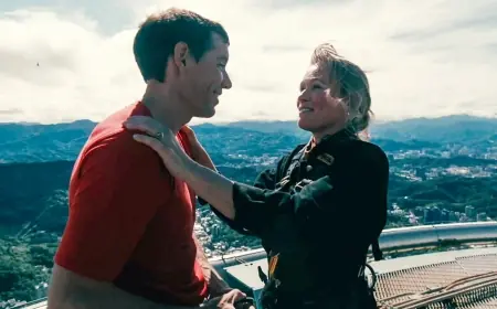 Kyle Rittenhouse and Sean Strickland: a gym visit that exposed MMA’s growing culture clash