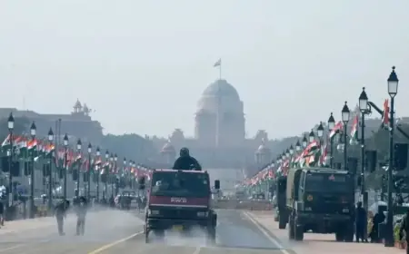 “Road to Republic: Parade Route Transforms into Living History”