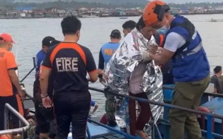 Philippines Ferry Sinks, Leaving Seven Dead and Over 350 Aboard