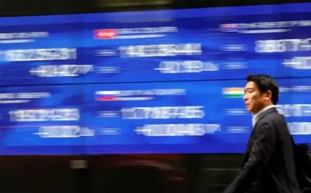 Yen Rallies Amid Intervention Concerns; Gold Breaks $5,000/oz Barrier