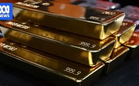 Gold Prices Surge Past $5,000 as Investors Seek Safe Haven