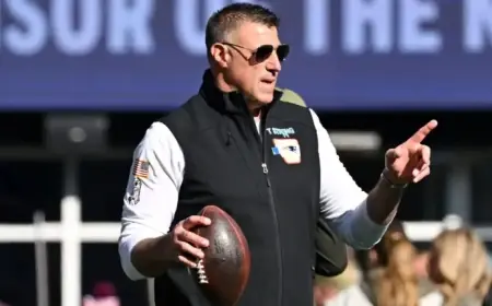 Mike Vrabel Poised to Make History with Patriots Super Bowl Victory