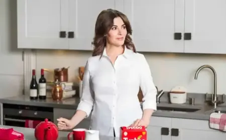 Nigella Lawson Joins Great British Bake Off as New Judge