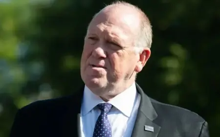 Tom Homan Visits Minnesota Amid Judge’s Review of Immigration Crackdown Pause