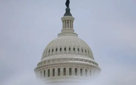 Lawmakers Navigate DHS Bill in Pivotal Government Funding Week