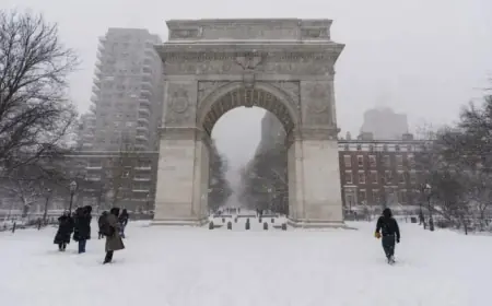 NYC Schools Reopen, Roads Cleared Tuesday Amid Mamdani’s ‘Debilitating’ Cold Warning