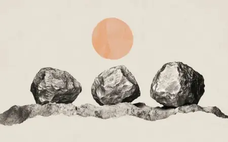 HSBC Urges Reassessment as Silver Surges 200%