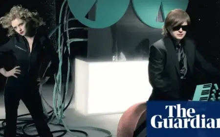 Goldfrapp’s “Ooh La La”: A Highly Requested Song for Sex Scenes