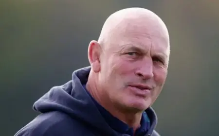 Kiwis Confirm Poaching Bust; Kiss Announces Successor