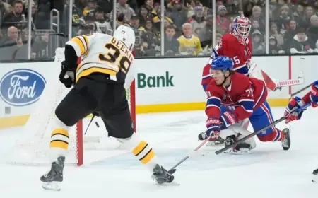 Geekie Hits 100th Goal as Bruins Edge Canadiens 4-3, Caufield Nets Hat Trick