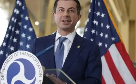 Former Mayor, Transport Secretary to Speak at Notre Dame Event Friday