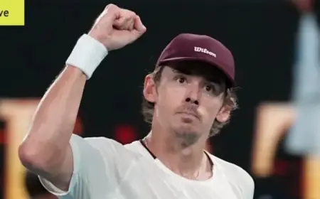 Australian Open 2026: De Minaur Faces Alcaraz; Djokovic Advances; Shelton on Centre Court