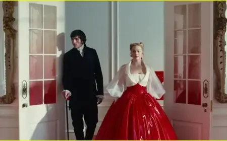 Explore the Steamy New Photo Gallery of ‘Wuthering Heights’ with Robbie & Elordi