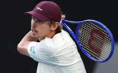 De Miñaur Ends Bublik’s Streak, Faces Alcaraz in 2026 Australian Open Quarters