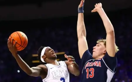 Top-Ranked Arizona Fends Off BYU Rally to Remain Unbeaten