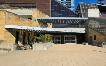 Austin Denies ICE Operation Rumors in Shelters Amid Ice Storm