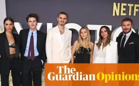 Victoria Beckham Secures Trademark for Kids’ Names, Dog Reacts Unhappily