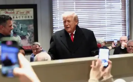 Trump Highlights Economy in Iowa Amid Minnesota Protests