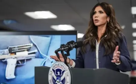 Hill Democrats and Republicans Strategize Noem’s Exit Plan