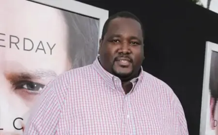 “Blind Side Star Quinton Aaron’s Health Improving on Life Support”