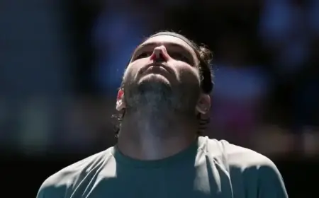 Fritz Falls to Musetti at Australian Open Amid Injury Struggles